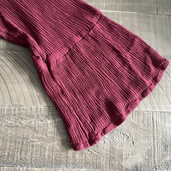 Torrid  Flowy Top, 3/4 sleeve with lace detail Maroon Size 2 - Picture 6 of 16